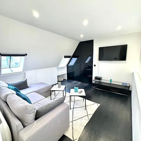 T2 16 - Arc De Triomphe Apartmán Paříž